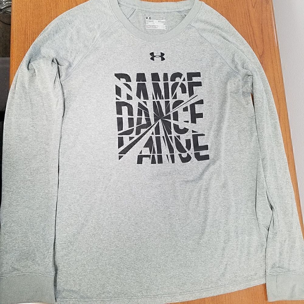 Under Armour small, loose heatgear long sleeved t-shirt.